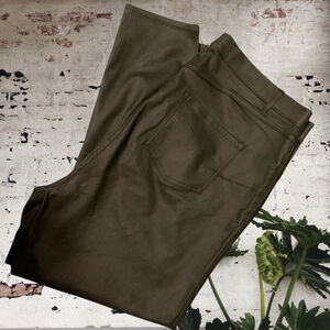 New Look Plus kind curves matte black Faux Leather 5 pocket style pants US 24